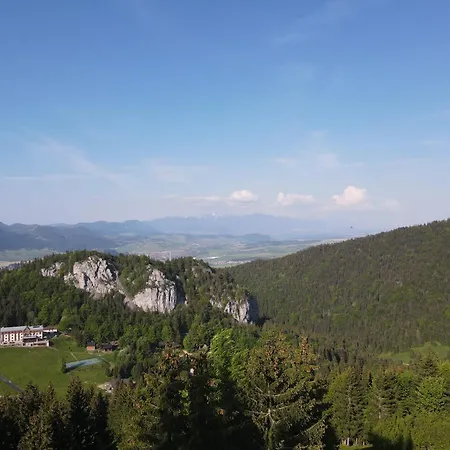 מלון Malina-ski Resort-ski-in & Ski-out 3*